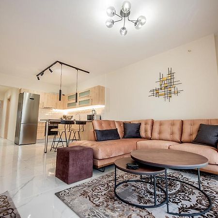 Central Luxury Apartment テッサロニキ エクステリア 写真