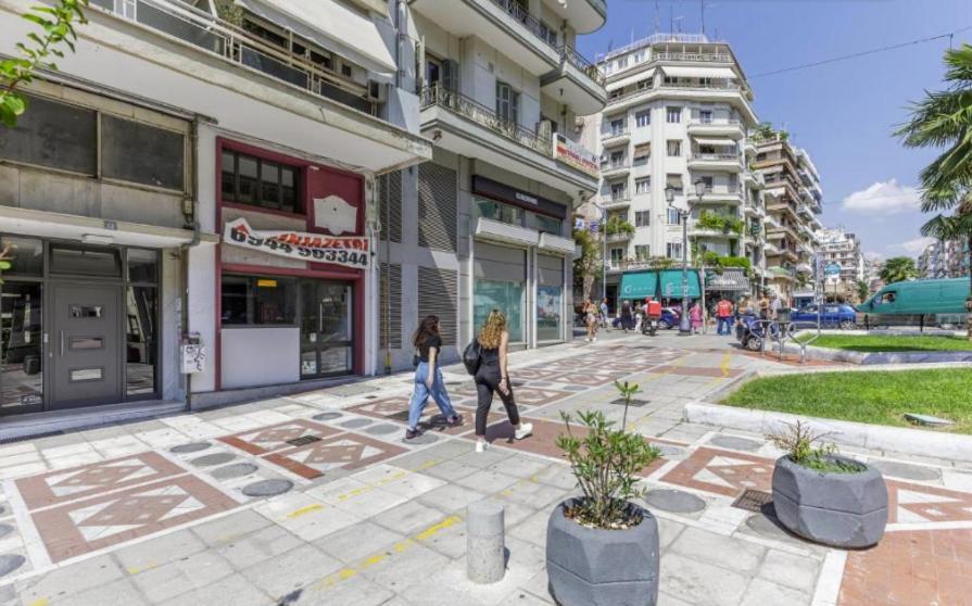 Central Luxury Apartment テッサロニキ エクステリア 写真