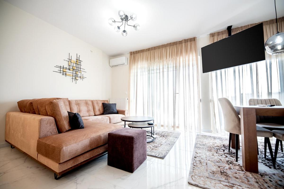 Central Luxury Apartment テッサロニキ エクステリア 写真